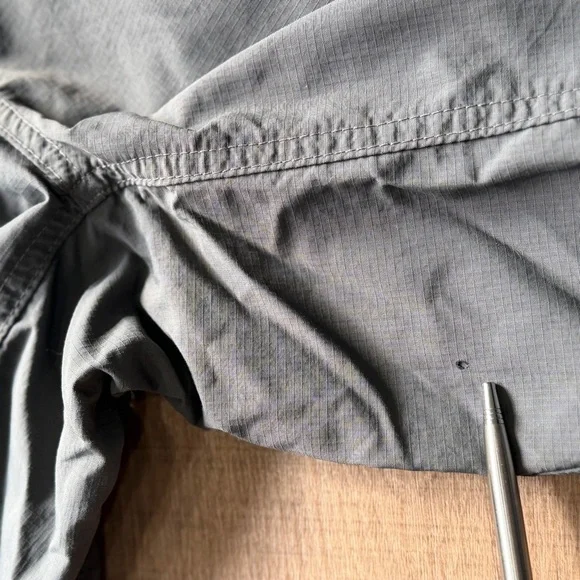 Columbia Men's 32w 10l Silver Ridge Cargo Shorts Grey Nylon AM4084 Boating Hike - Picture 12 of 13